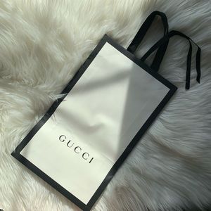 Gucci paper shopping bag (medium size)